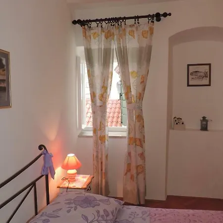 Pera Apartment *